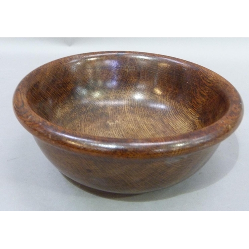 47 - A turned oak bowl, 25 cm diameter by 10cm high