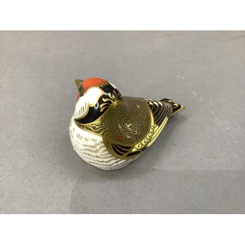 23 - A Royal Crown Derby paperweight goldfinch with gold button to underside