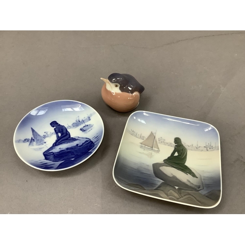 33 - A Royal Copenhagen figure of a Robin, no.2266, 6.5cm high together with two trinket dishes of circul... 