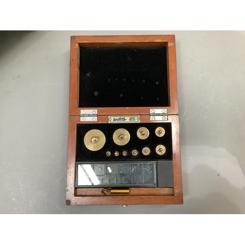 179 - A set of high quality chemist's scales with brass lacquered cylindrical post and beam, numbered 4353... 