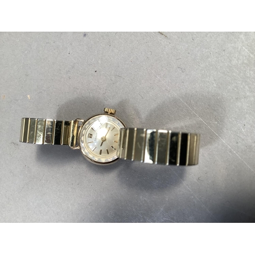 383 - A Tissot lady's manual wristwatch c.1964 in 9ct gold case no.20033, 17 jewelled lever movement 68413... 