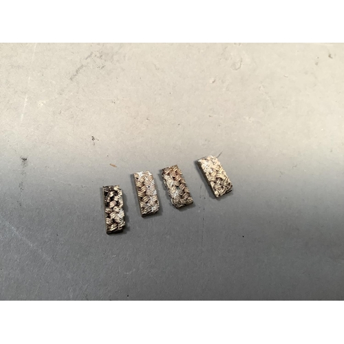 385 - Four pieces of shortened Milanese bracelet in yellow metal (tests as 9ct gild) suitable for scrap on... 