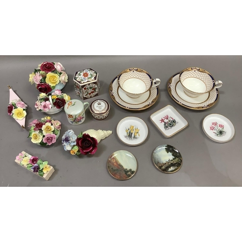 118 - Flower clusters, Spode paperweight, Royal Worcester trinket dishes, pair of Noritake cups and saucer... 