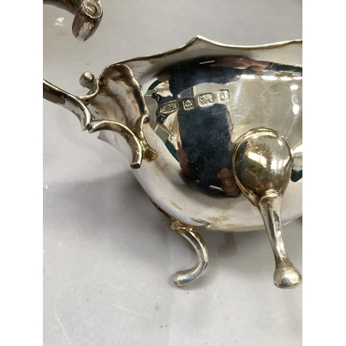 205 - A silver sauceboat, Birmingham 1933, approximately 12cm high, approximate weight 9oz