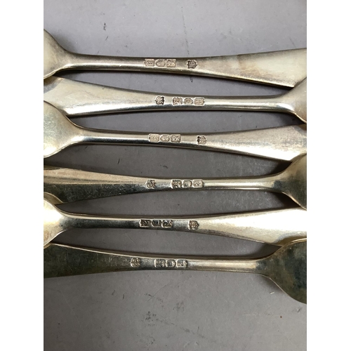 211 - A set of six silver dessert forks, London 1900, total approximate weight 10oz