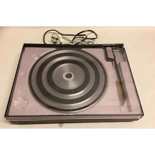 48 - A Bang & Olufsen vintage Beogram 1500 turntable (1967), boxed, in black and dark wood