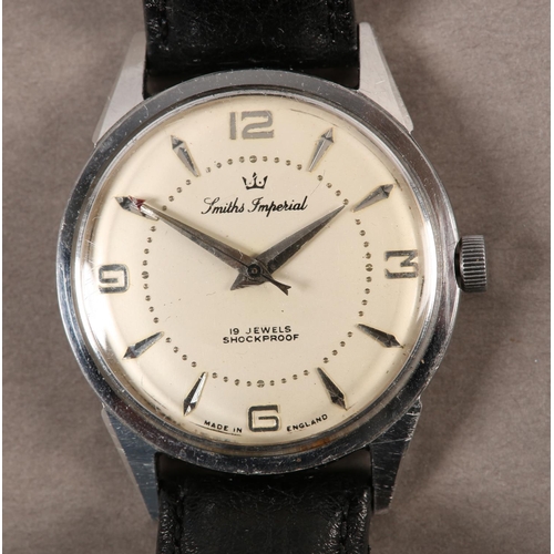 416 - A SMITHS IMPERIAL GENTLEMAN'S MANUAL WRISTWATCH c.1960, in stainless steel case, Cal 0104, 19 jewell... 