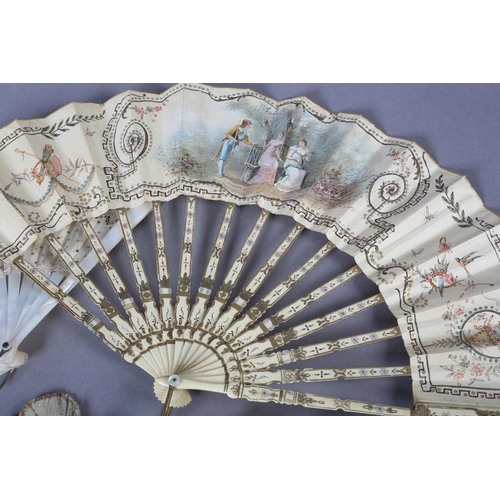 127 - A small and dainty early 20th century fan, the monture of white mother of pearl, shaped tips to the ... 