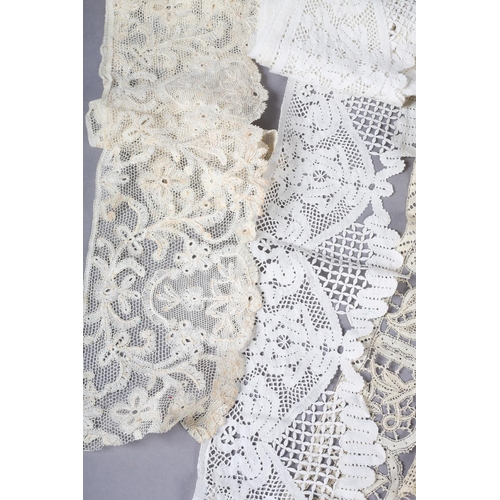 249 - Antique Lace: A selection of tape lace, 17th to 19th century, mostly in long lengths, to Include Ita... 