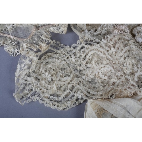 207 - Antique lace: early 19th century Blonde lace sleeves trimmed with ribbon, a collar, edgings in vario... 