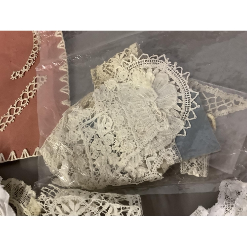 236 - Antique Lace: a good varied selection of lengths, edgings, insertions, motifs, shaped borders for cl... 