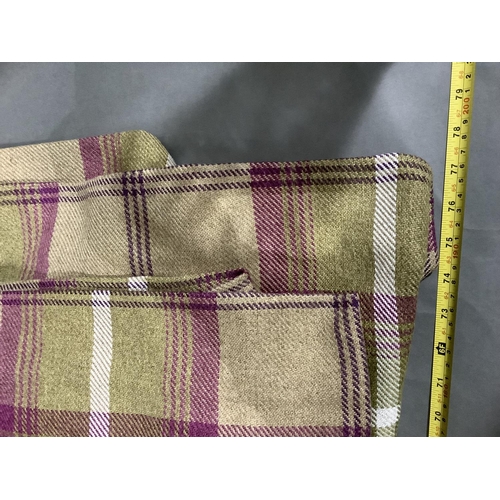 171 - A pair of tartan curtains in olive green and purple