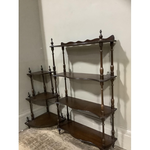 84 - A four tier wall shelf with slender uprights together with a matching corner shelf