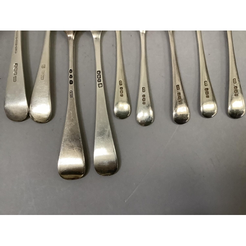 269 - Eight assorted 20th century silver forks, total approximate weight 9oz