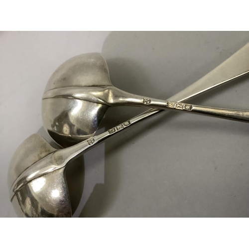 250 - A pair of silver sauce ladles, Victorian, London 1898, total approximate weight 3.5oz