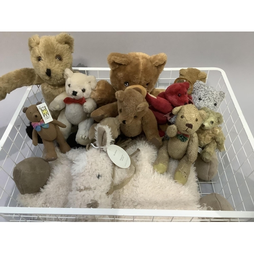 65 - A quantity of teddy bears