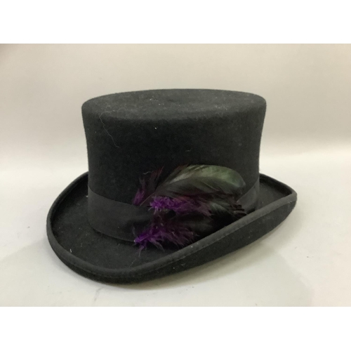 57 - A top hat by Major Wear, size small