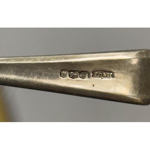 393 - Six George VI silver teaspoon with stepped coffin terminals, hallmarked Sheffield 1938, total approx... 