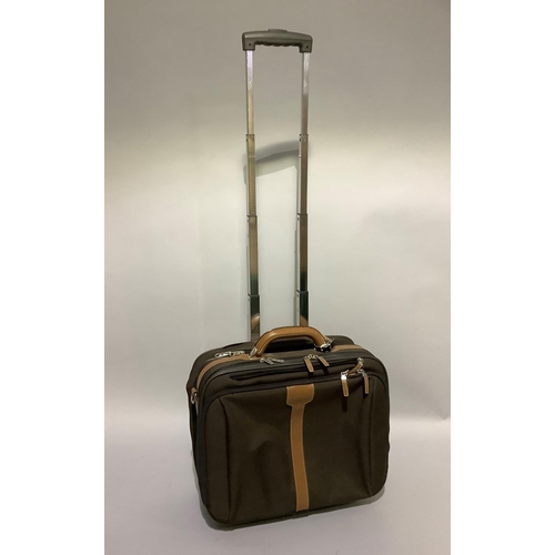 344 - A Samsonite weekender bag in brown