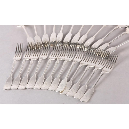 228 - A MATCHED SET OF TWELVE EDWARD VII SILVER DESSERT SPOONS AND FORKS, all fiddle back pattern with eng... 