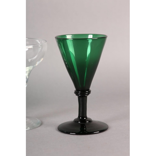 179 - A PAIR OF EARLY 19TH CENTURY EMERALD GLASS WINES WITH RINGED KNOP AND PONTIL 13cm high, together wit... 