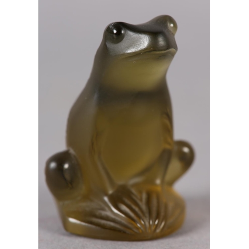 173 - A LALIQUE OLIVE FROSTED GLASS FROG SCULPTURE, signed 'Lalique France' in script to underside, late 2... 