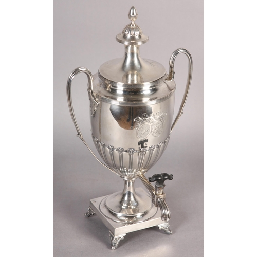 207 - A GEORGE III SILVER COFFEE URN, London 1793, WM Fountain & Daniel Pontifex, the lid with rising fini... 