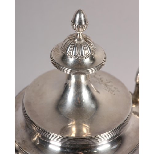 207 - A GEORGE III SILVER COFFEE URN, London 1793, WM Fountain & Daniel Pontifex, the lid with rising fini... 