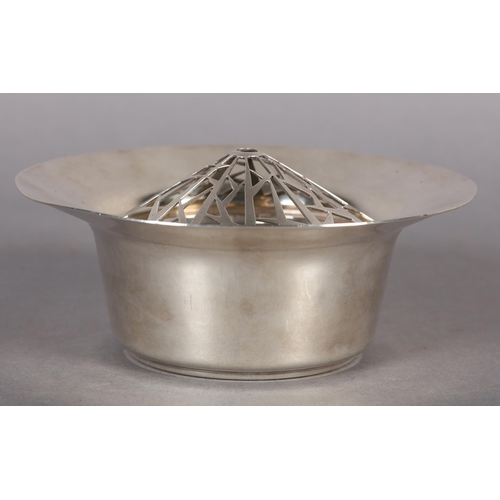 262 - A QUEEN ELIZABETH II SILVER POSY BOWL, of circular outline with broad rim and detachable grill pierc... 