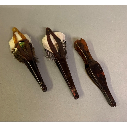 110 - Two small 19th century marquetry feather fans of the type using game feathers, both faux tortoiseshe... 