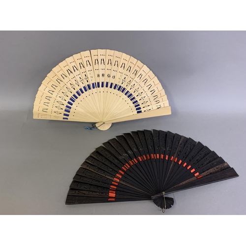 27 - Rinaldo and Armida: a small 20th century paper leaf version of the well-known fan, backed in this ga... 