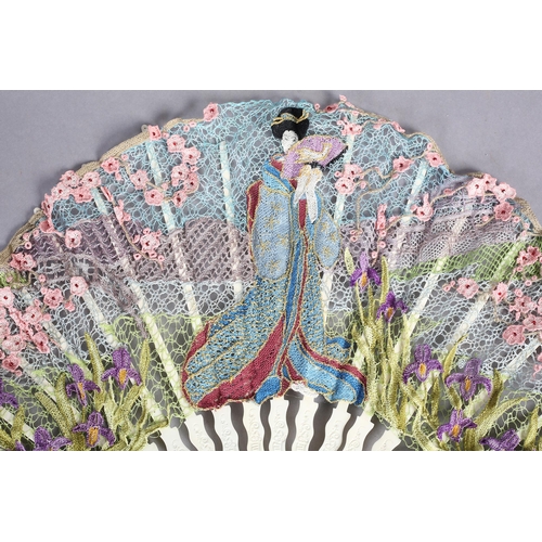 88 - Ann Collier: The Japanese Geisha, a large incised bone fan with bobbin and needle lace leaf in fonta... 