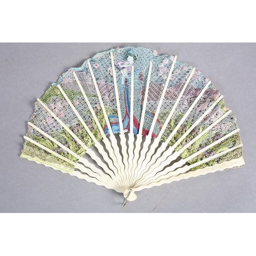 88 - Ann Collier: The Japanese Geisha, a large incised bone fan with bobbin and needle lace leaf in fonta... 