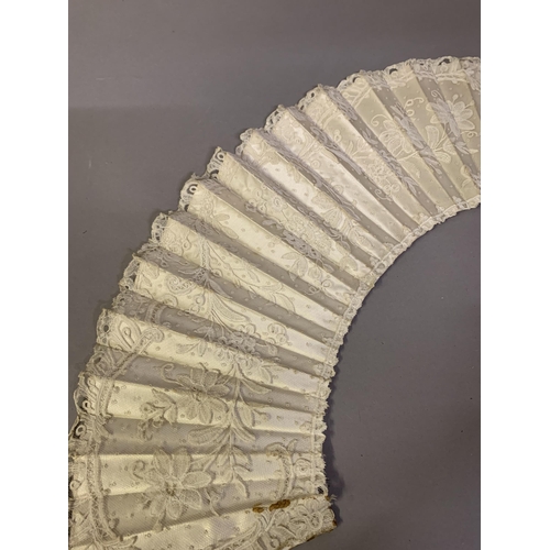 72 - A large selection of 19th century lace fan leaves, plus a small lace parasol cover (A/F) and a leaf ... 