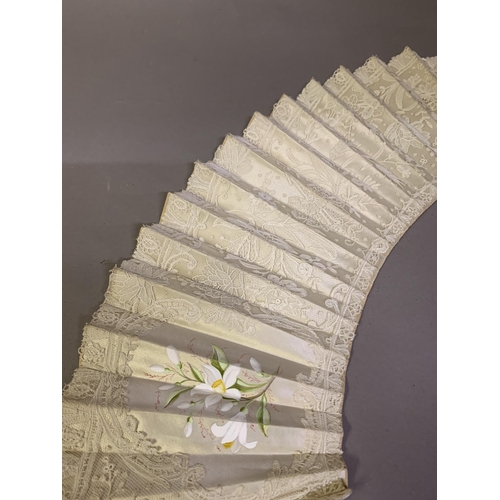 72 - A large selection of 19th century lace fan leaves, plus a small lace parasol cover (A/F) and a leaf ... 