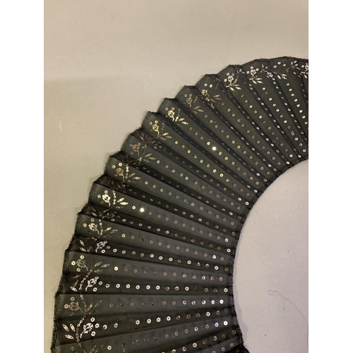 72 - A large selection of 19th century lace fan leaves, plus a small lace parasol cover (A/F) and a leaf ... 