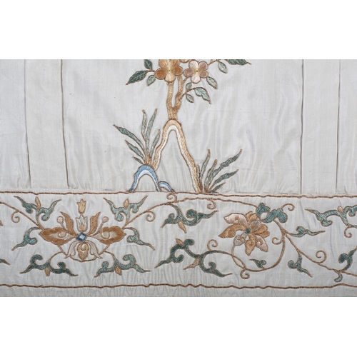 331 - Chinese embroidery: An unusual 19th century, Qing Dynasty,  silk panel in three sections, plus a bor... 