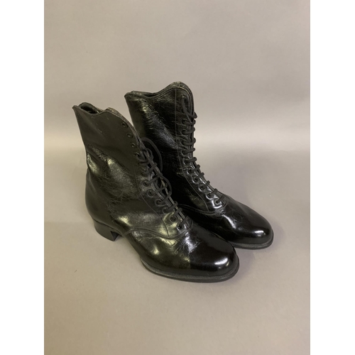 253B - Victorian boots, for study: a selection of ODD Victorian ladies’ leather boots, previously used for ... 