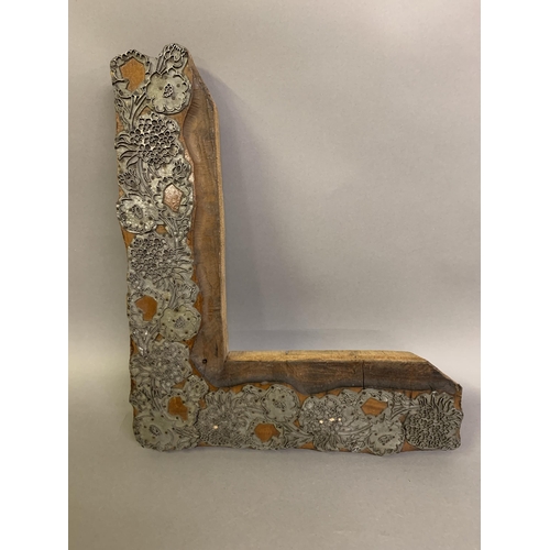 225 - An antique metal block for fabric printing, with metal handle, designed as a spray of flowers, appro... 