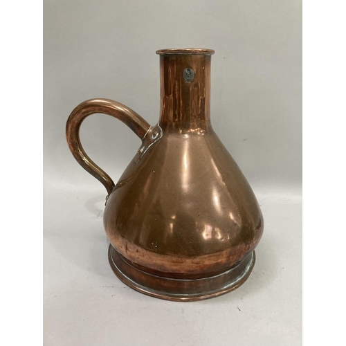 36 - A Victorian half gallon copper measure with proof mark, 13.5cm