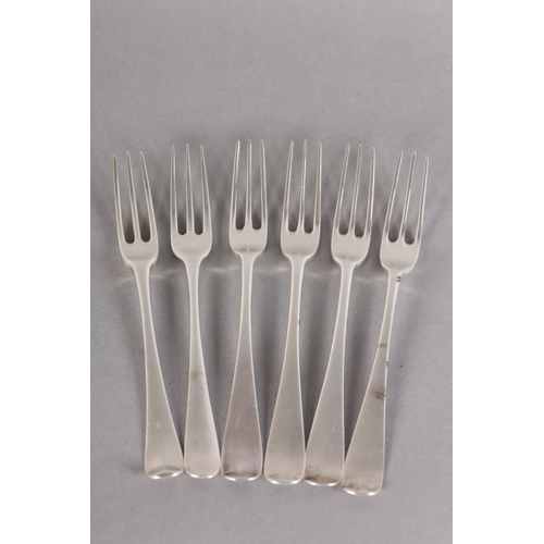 279 - A COMPOSITE SET OF SIX 18TH CENTURY SILVER DESSERT FORKS in Hanoverian pattern, all hallmarked for L... 