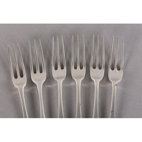 279 - A COMPOSITE SET OF SIX 18TH CENTURY SILVER DESSERT FORKS in Hanoverian pattern, all hallmarked for L... 