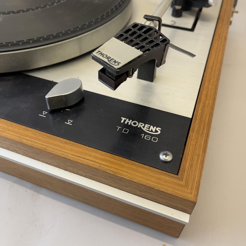 30 - A Thorens TD-160 belt drive turntable