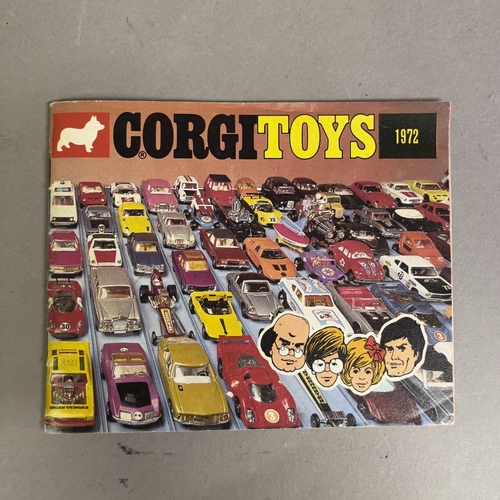 58 - A collection of vintage model magazines, including Meccano Magazines from 1956 and 1958, Corgi Toys ... 