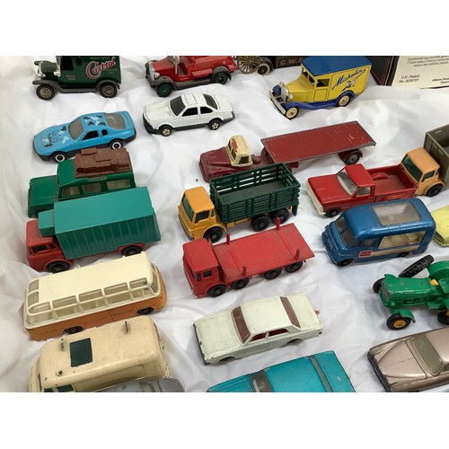 7 - A large collection (39) of early and later Lesney and Matchbox die cast vehicles, including No 14 Is... 