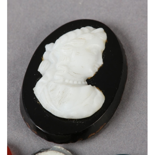 162 - A GROUP OF FOUR LATE 18TH AND EARLY 19TH CENTURY CAMEO DOUBLETS including a small oval white paste a... 