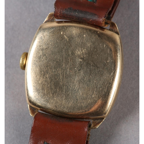 267 - A VERTEX GENTLEMAN'S MANUAL WRISTWATCH, c1950, in 9ct gold cushion case no 12400 339554, signed 15 j... 