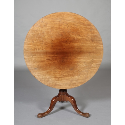 393 - A GEORGE III MAHOGANY 'BIRDCAGE' TRIPOD TABLE, having a circular tilt top on a vase turned column an... 