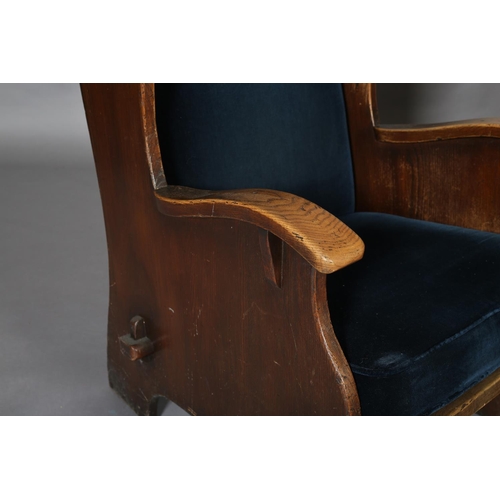 415 - A PAIR OF MID-20TH CENTURY ARTS & CRAFTS STYLE ELM WINGED ARMCHAIRS, having a pegged planked back, c... 