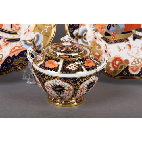 102 - A ROYAL CROWN DERBY IMARI PATTERN twin handled sugar bowl and cover with 1926 date cypher together w... 